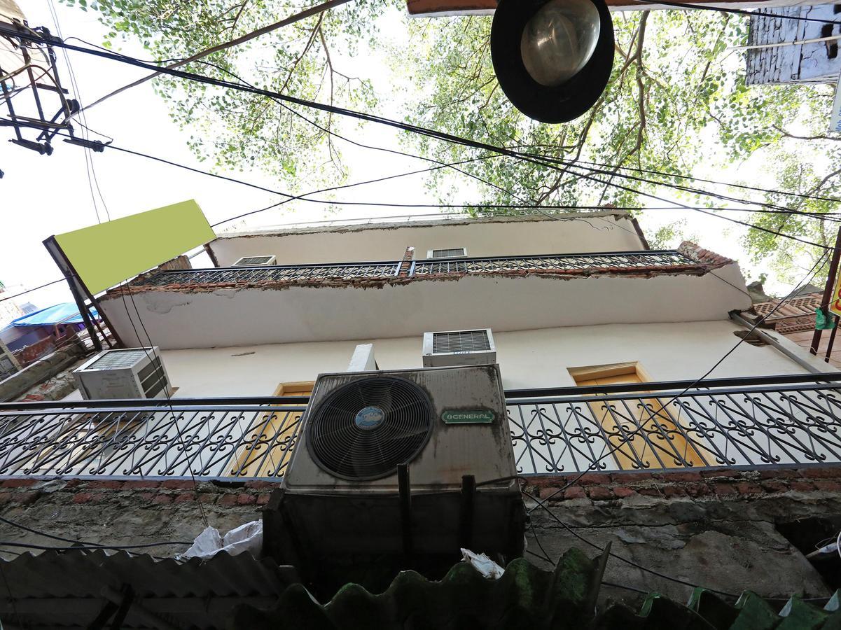 Oyo 9233 Hotel Cottage Lord Krishna Nowe Delhi Zewnętrze zdjęcie