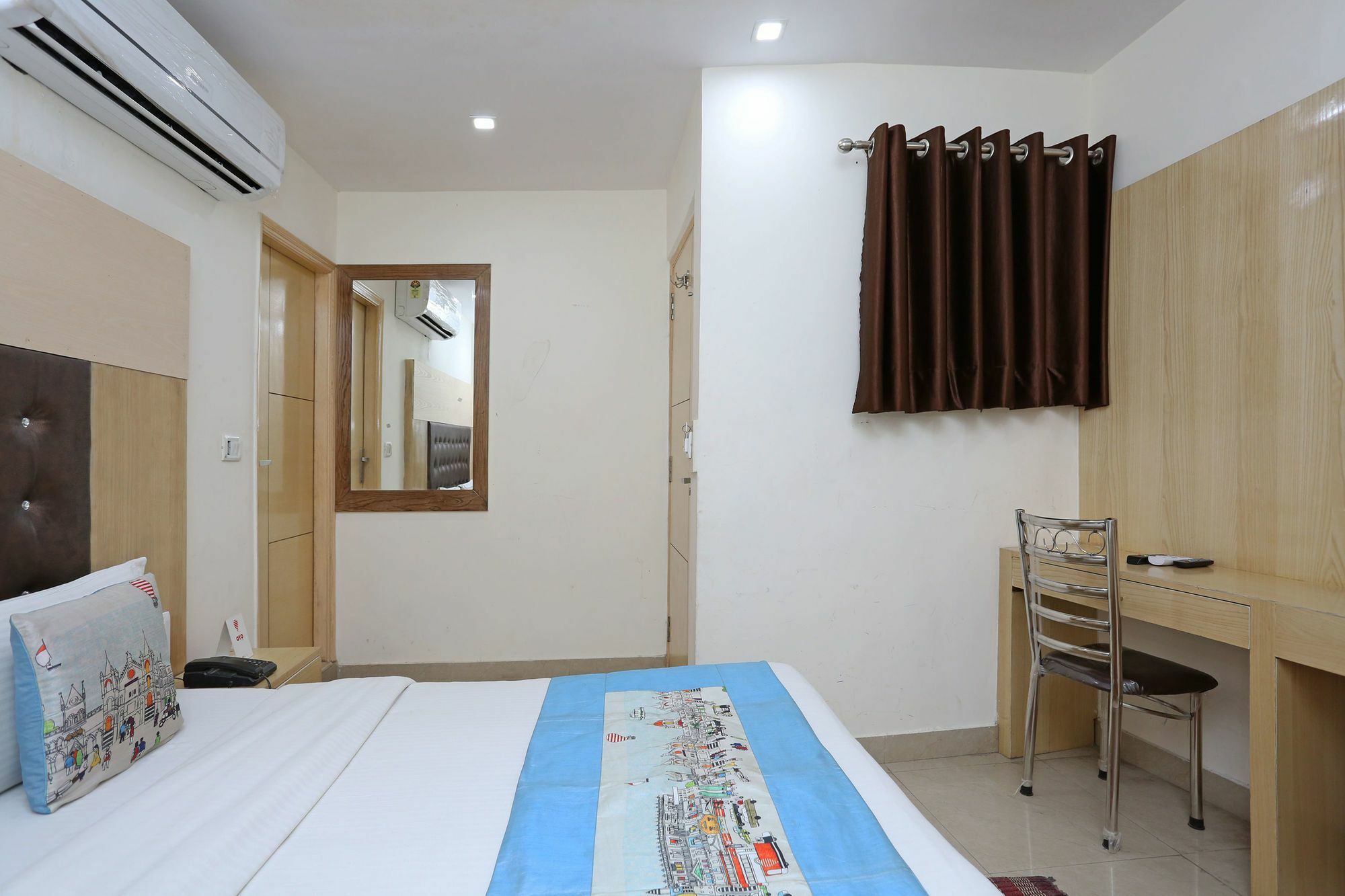 Oyo 9233 Hotel Cottage Lord Krishna Nowe Delhi Zewnętrze zdjęcie